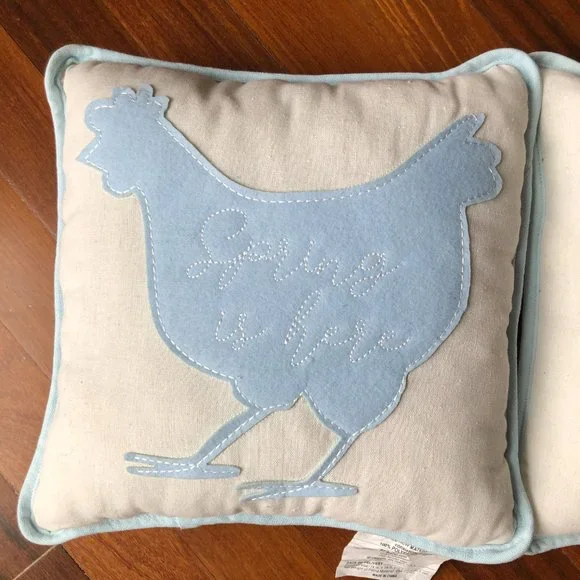 NEW Adorable Spring is Here Accent Chicken Pillows (2) - Picture 3 of 7